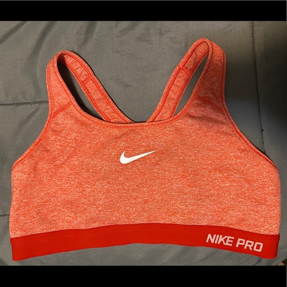 Nike Other - NIKE SPORTS BRA!🤩
